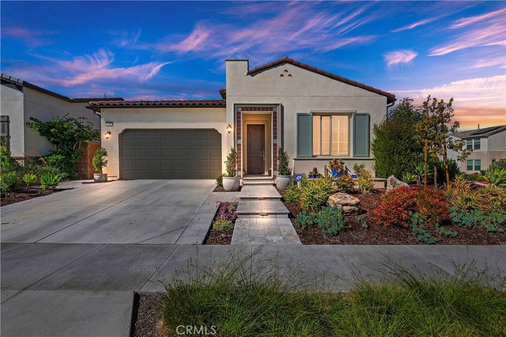 2346 Lumia Way, Corona, CA 92883