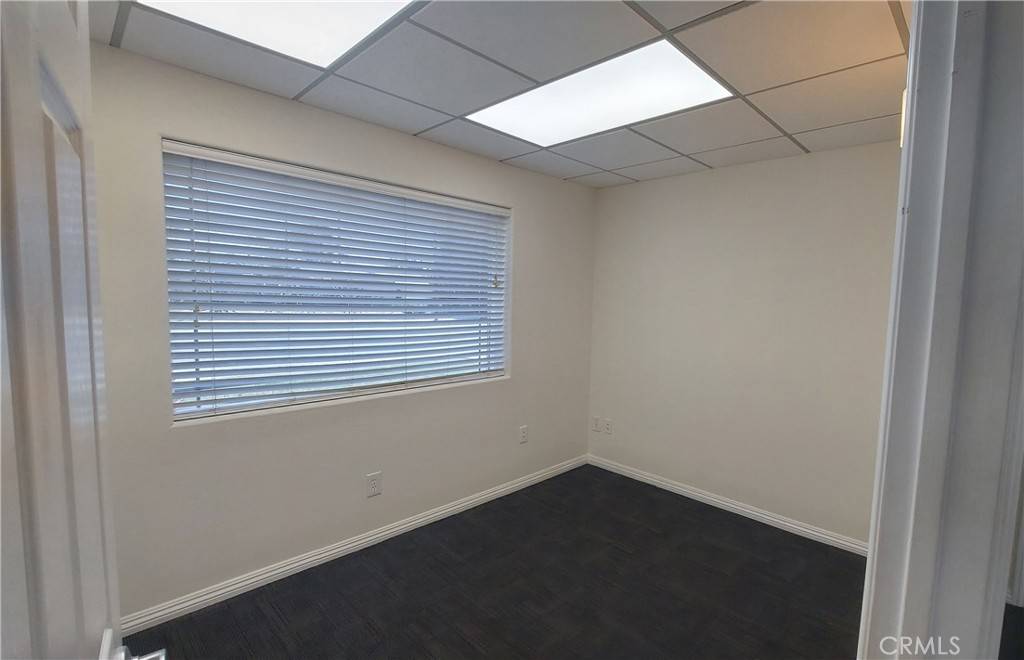 Riverside, CA 92505,10363 Hole AVE