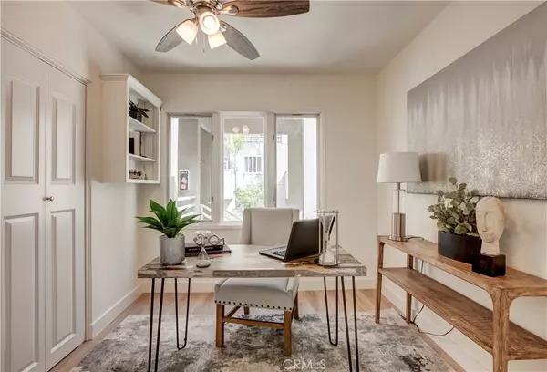 Signal Hill, CA 90755,2602 E 20th ST #207CR