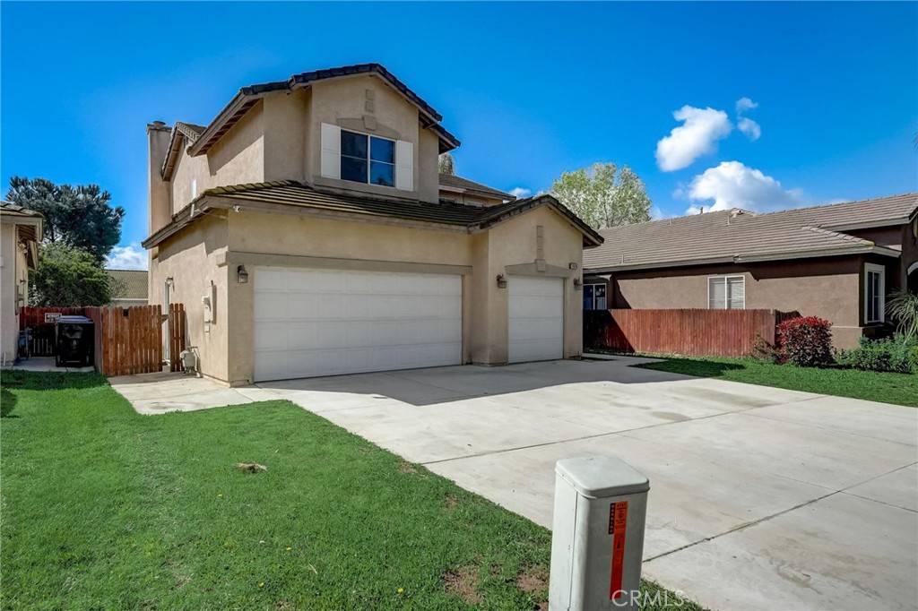 Jurupa Valley, CA 92509,7984 Linares AVE