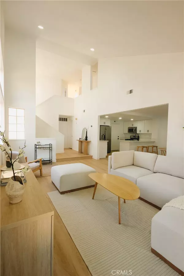 Ontario, CA 91761,2527 Caribou PL