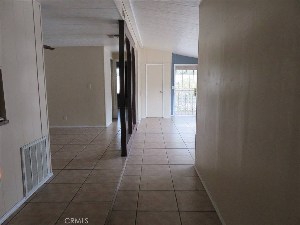 Jurupa Valley, CA 92509,6130 Camino Real #251