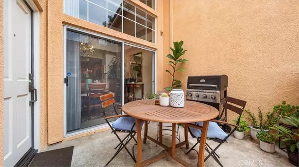Aliso Viejo, CA 92656,150 Nightingale DR