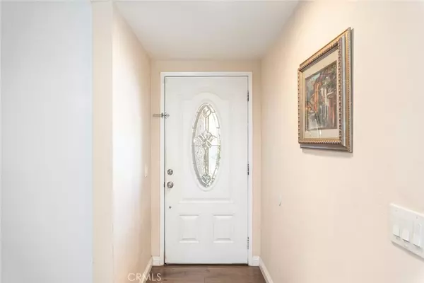 Corona, CA 92882,964 W Rancho RD