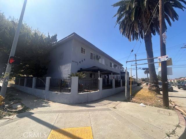 Los Angeles, CA 90047,1404 W 89th ST #4
