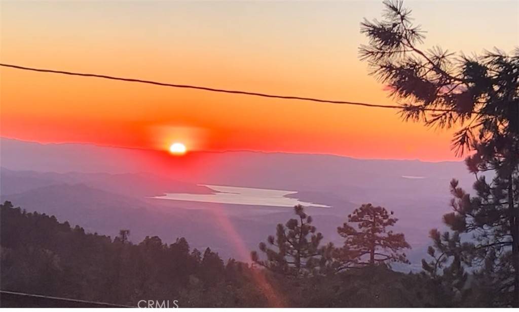 Idyllwild, CA 92549,24387 Rocky Point RD