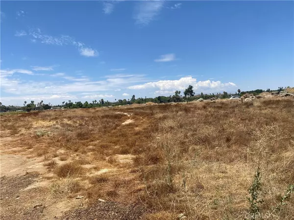 Perris, CA 92570,0 Lopez