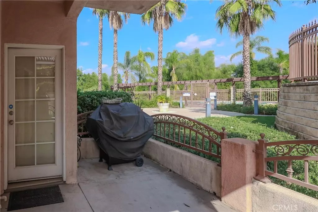 Redlands, CA 92374,1200 E Highland AVE #207