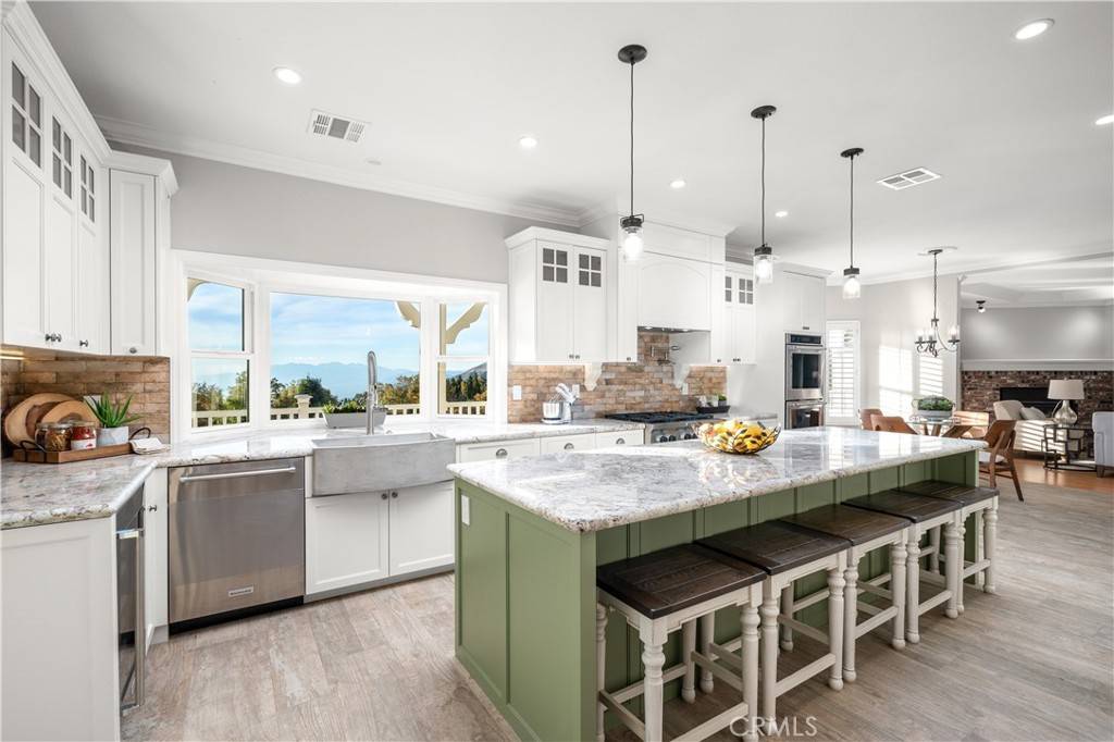 Yucaipa, CA 92399,39327 Oak Glen RD