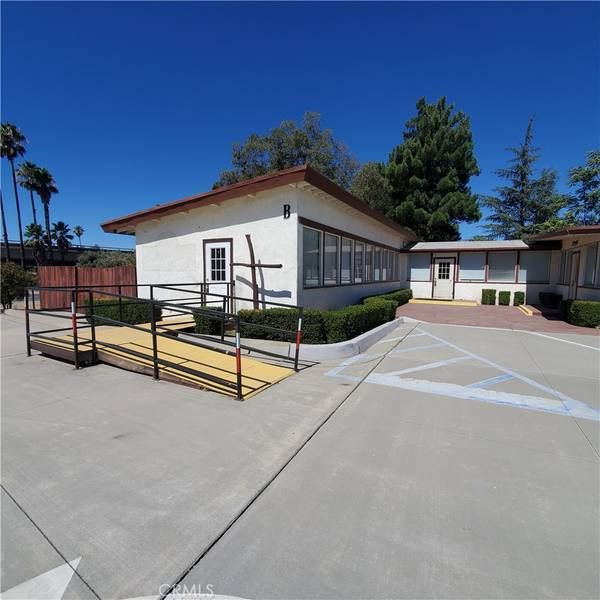 635 Viele AVE #B, Beaumont, CA 92223