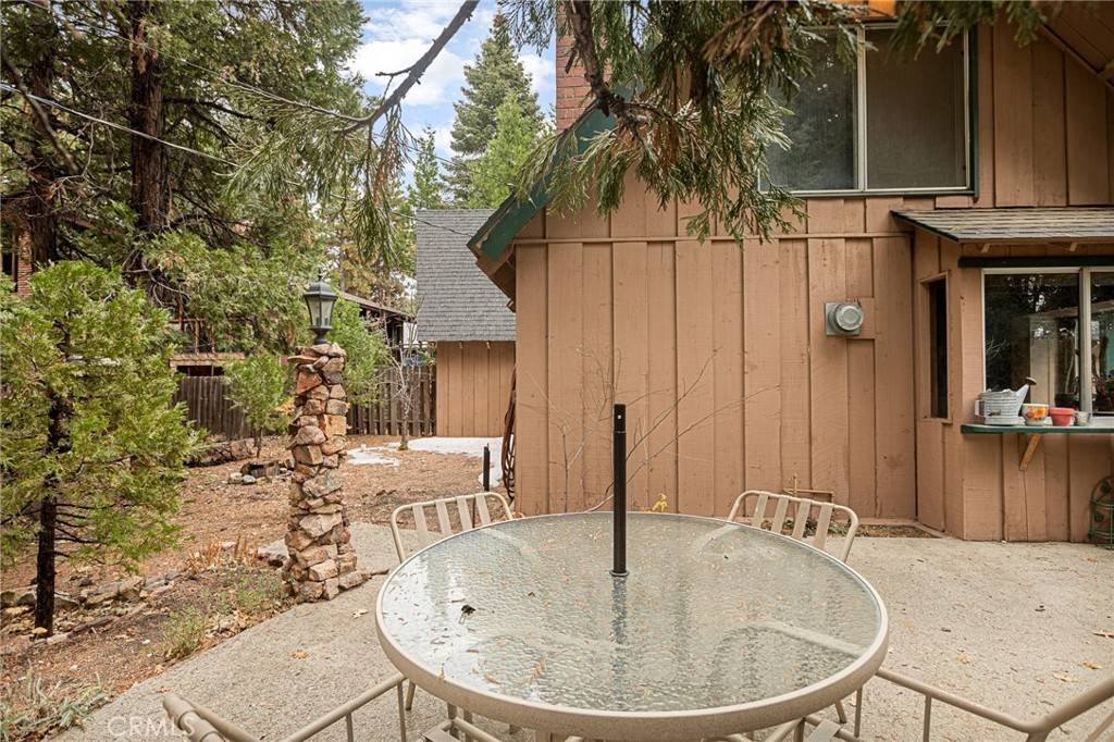 Running Springs, CA 92382,31413 Overhill DR