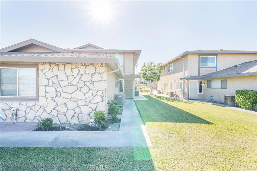 Palm Desert, CA 92260,72745 Willow ST #3
