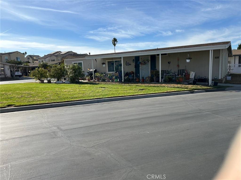 Corona, CA 92879,13381 Magnolia AVE #127