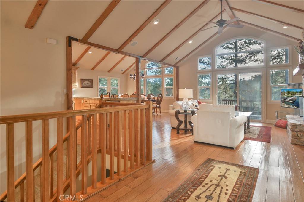 Lake Arrowhead, CA 92352,173 Grizzly RD