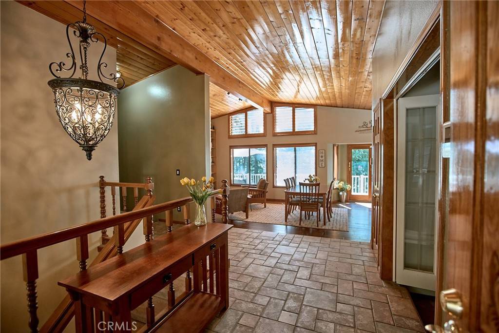 Angelus Oaks, CA 92305,6204 Spruce AVE