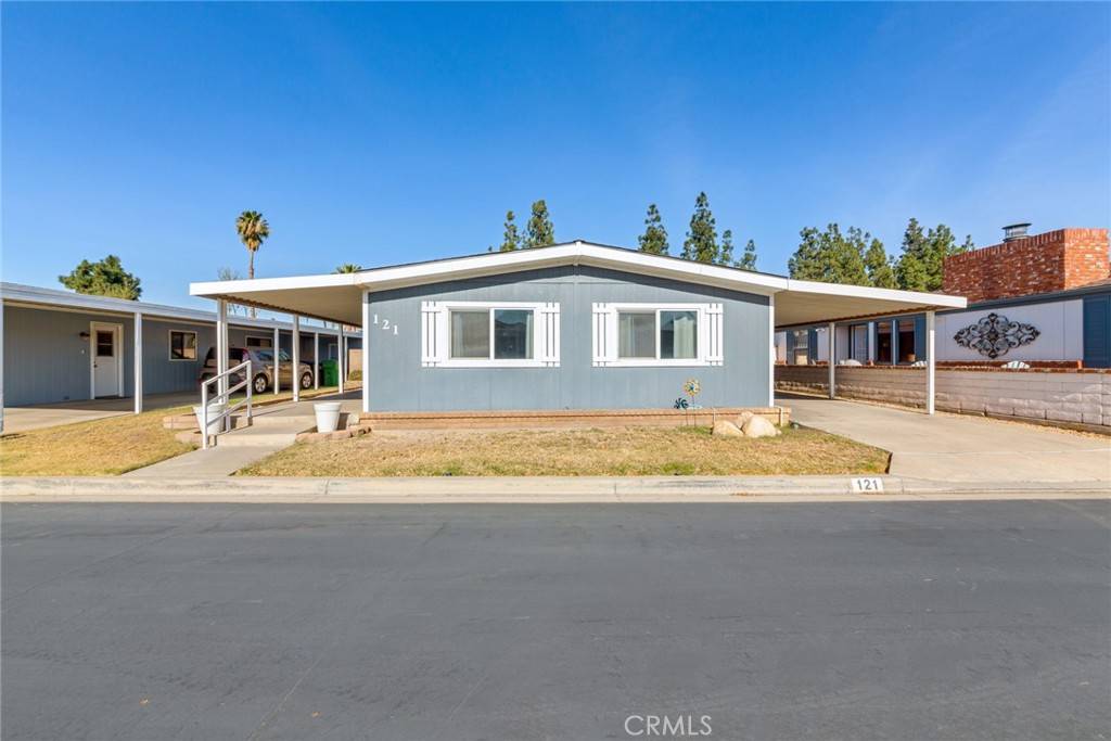 Corona, CA 92879,13381 Magnolia AVE #121