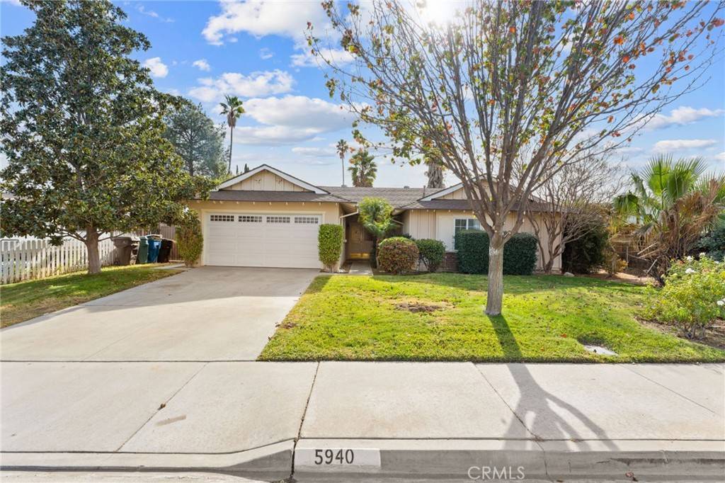 5940 Kitty Hawk DR, Riverside, CA 92504