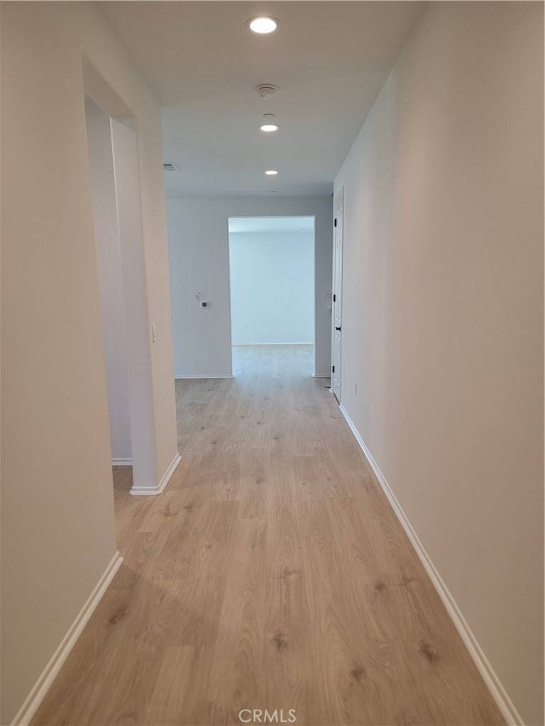 Hesperia, CA 92345,8863 Glencliff AVE