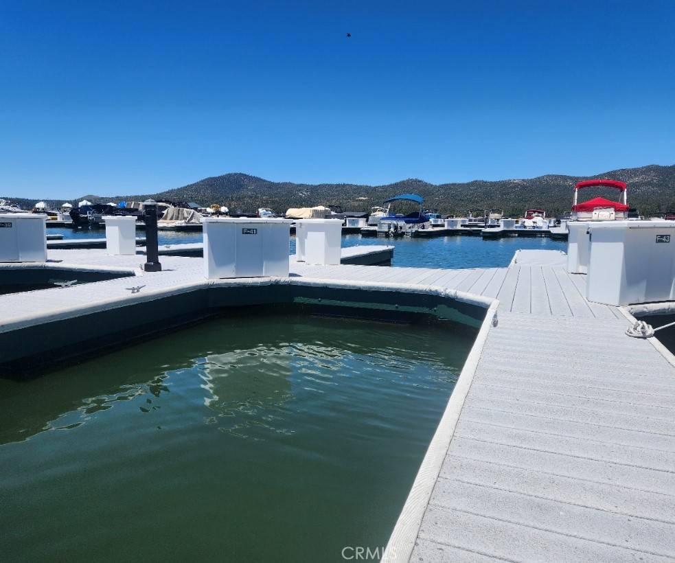 Big Bear Lake, CA 92315,400 Pine Knot Blvd F-41