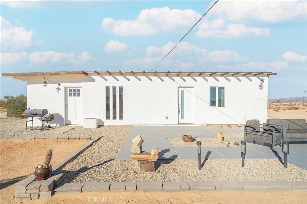 29 Palms, CA 92277,3875 Gopher RD