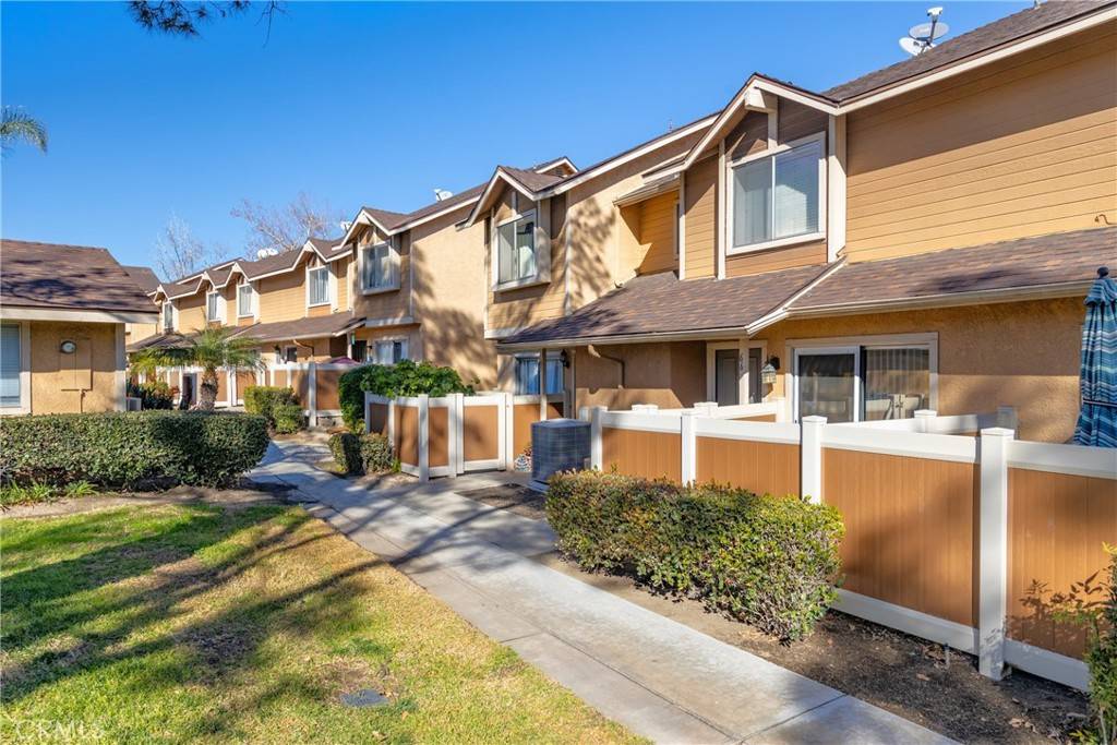 San Bernardino, CA 92407,1460 Kendall DR #66