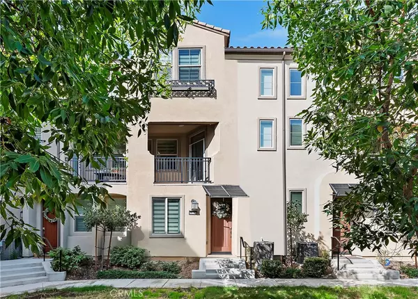 Yorba Linda, CA 92886,18287 Iris LN