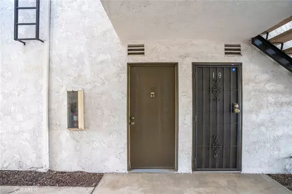 La Habra, CA 90631,1200 W Lambert RD #17