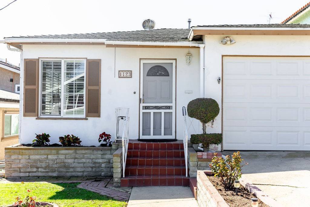 San Pedro, CA 90731,1123 W 2nd ST