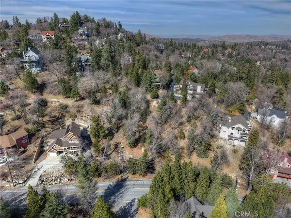 Lake Arrowhead, CA 92352,28288 N North Bay RD