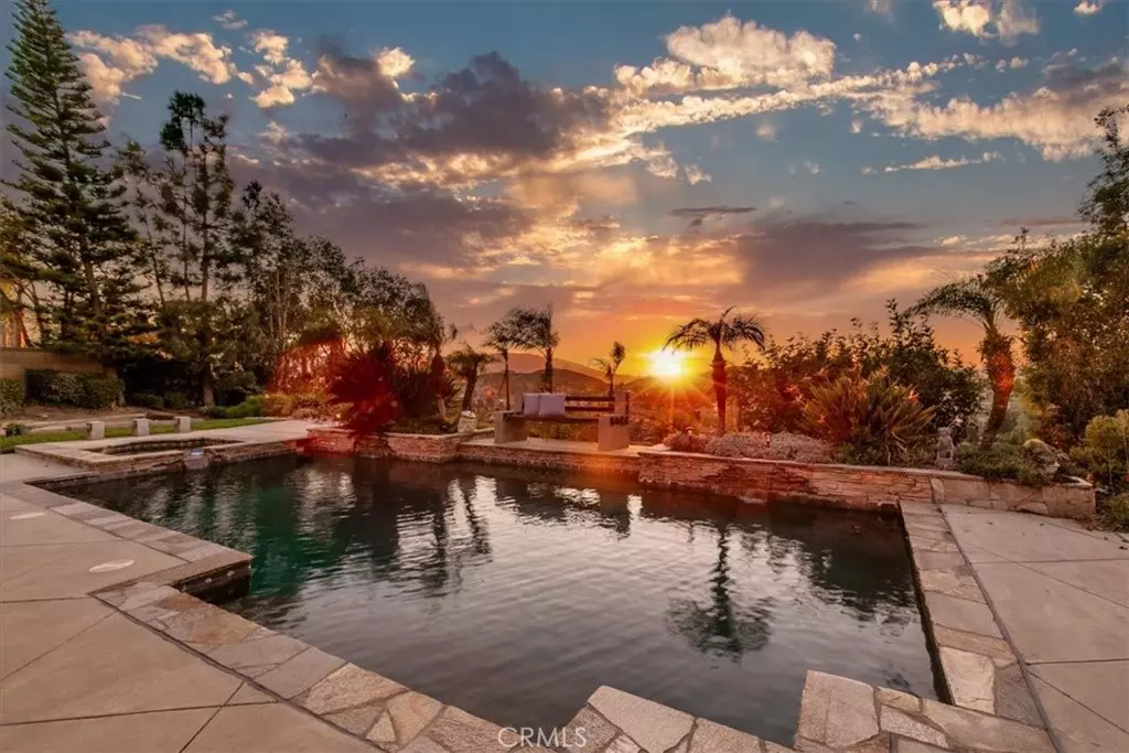 Norco, CA 92860,1486 Valley DR