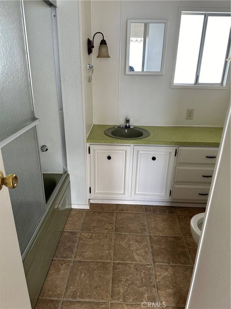 San Jacinto, CA 92583,999 Santa Fe #51