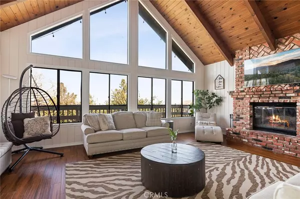 1243 Klondike DR, Lake Arrowhead, CA 92352