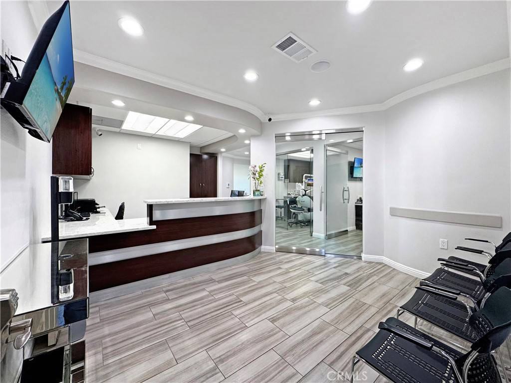 770 Magnolia AVE #1A, Corona, CA 92879
