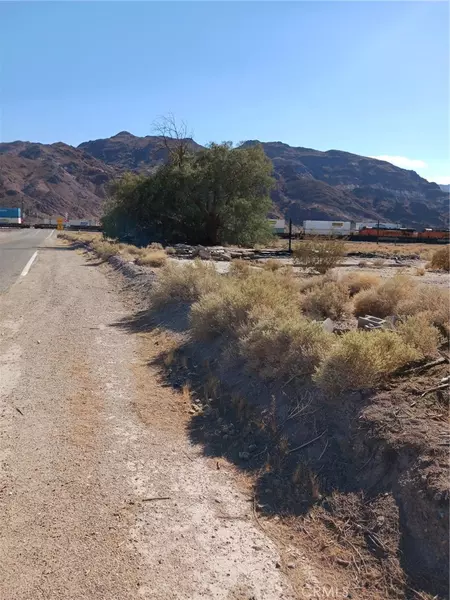 0 Mountain View RD, Newberry Springs, CA 92365