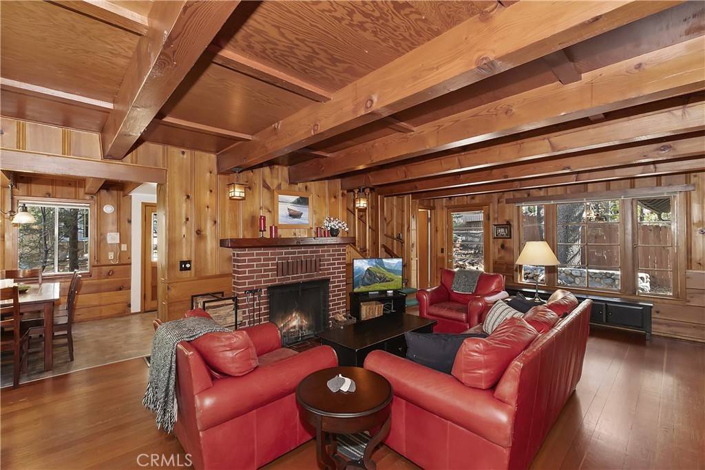Lake Arrowhead, CA 92352,177 Joaquin Miller RD