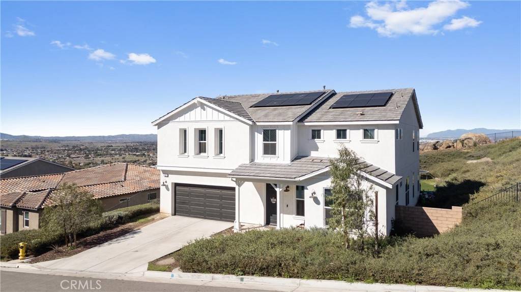Jurupa Valley, CA 92509,5487 Golf ST