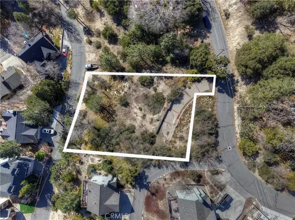 Lake Arrowhead, CA 92352,841 Madera LN