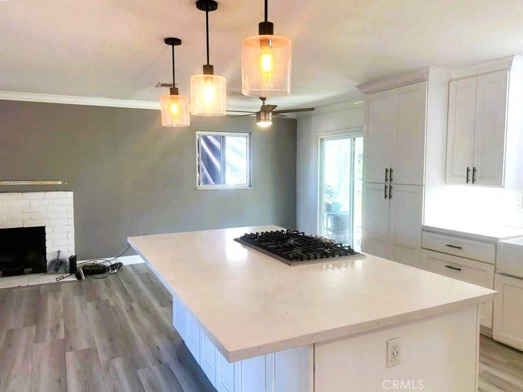 Corona, CA 92882,510 W Hacienda DR