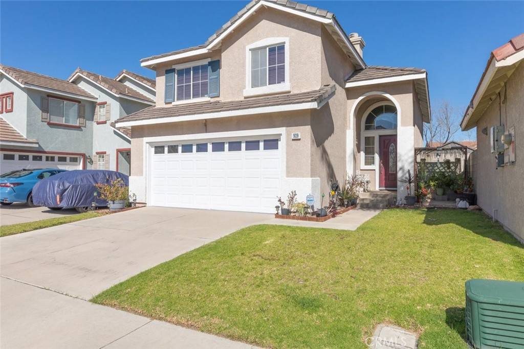 Corona, CA 92878,929 Pinecone DR