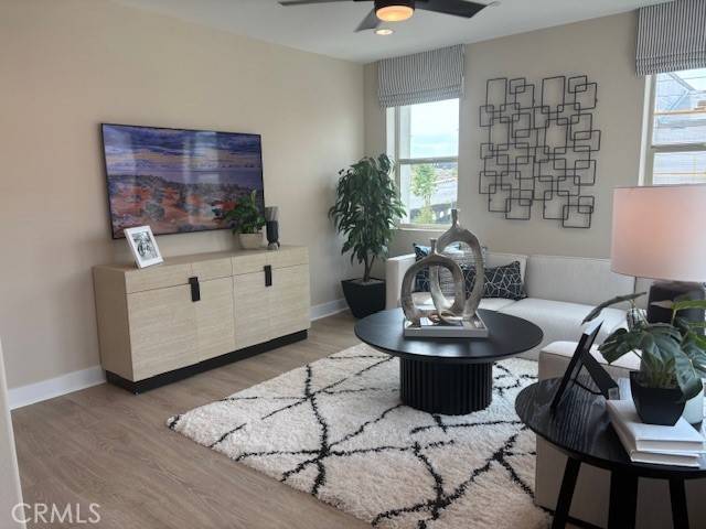 Valencia, CA 91381,27345 Creekwood LN