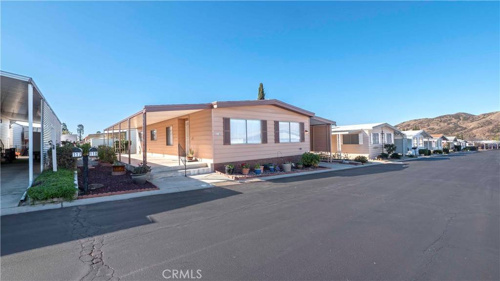 Yucaipa, CA 92399,35218 Fir AVE #118