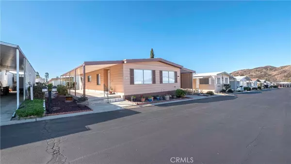 Yucaipa, CA 92399,35218 Fir AVE #118