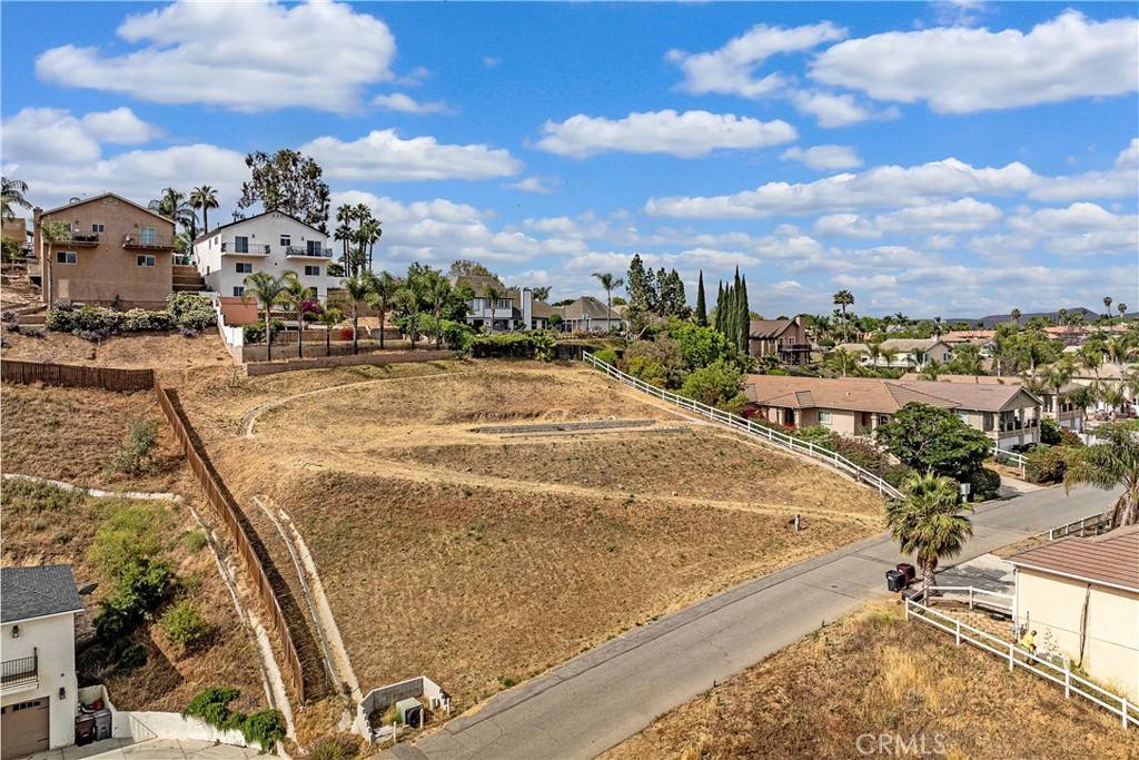 Riverside, CA 92503,14335 Four Winds RD