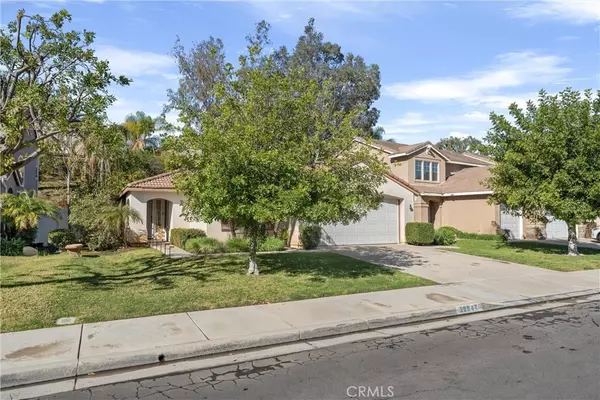 Corona, CA 92883,22847 Mountain Ash CIR