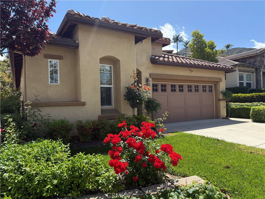 Corona, CA 92883,8853 Hollyhock CT