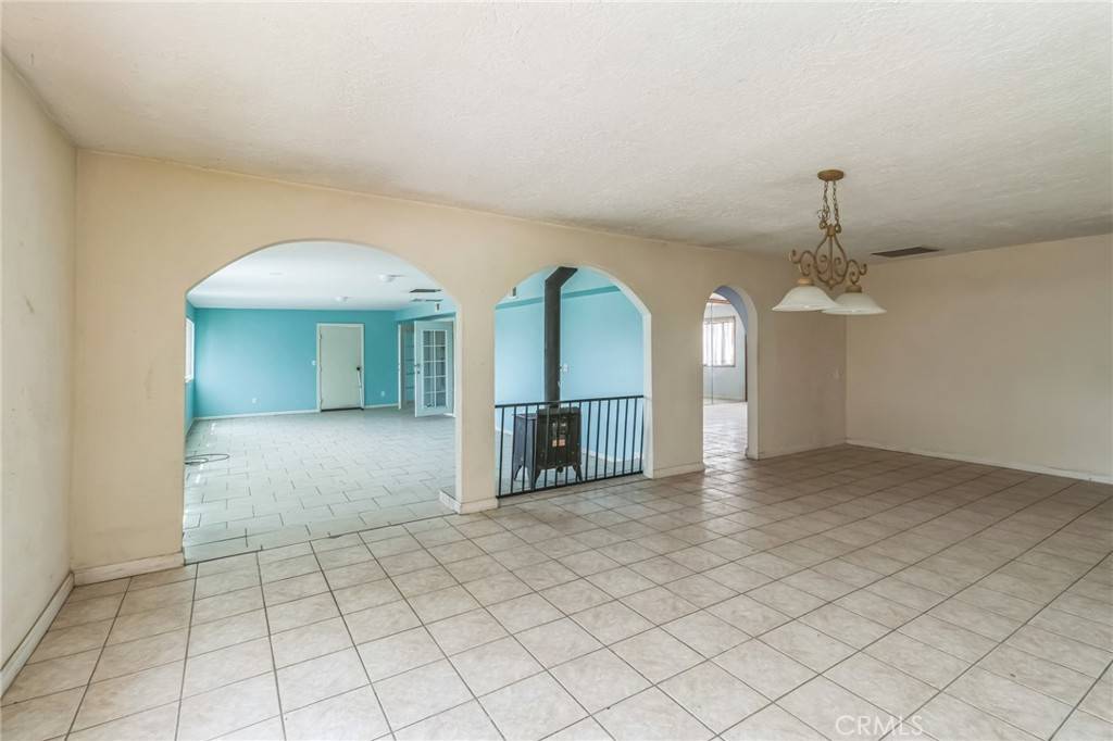Hesperia, CA 92345,11671 Jacaranda AVE