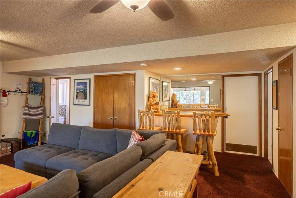 Big Bear Lake, CA 92315,142 S Finch DR