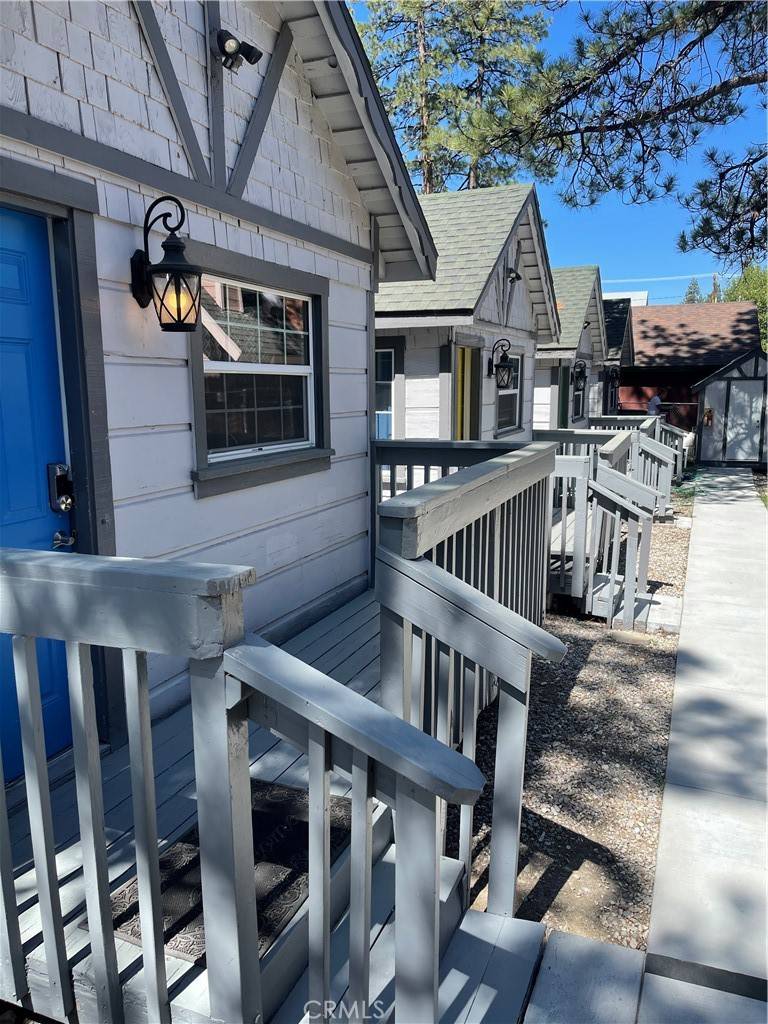 528 Cottage LN, Big Bear Lake, CA 92315