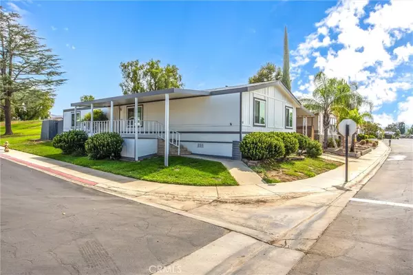 Redlands, CA 92374,1721 E Colton AVE #82