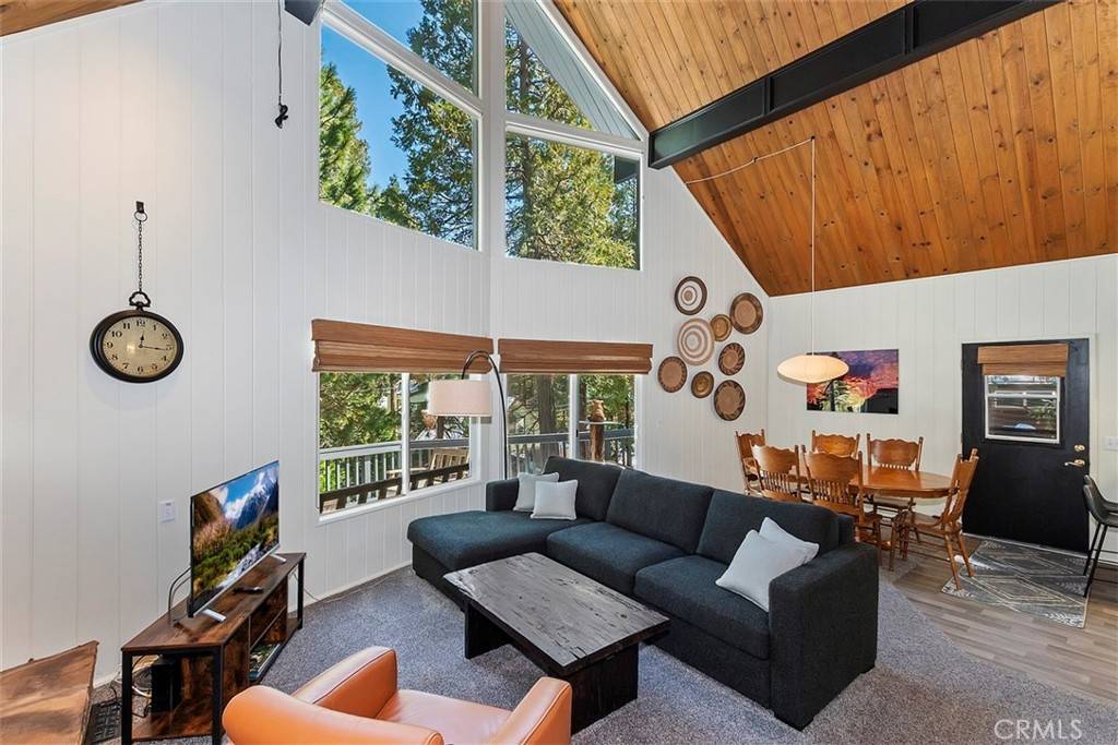 Lake Arrowhead, CA 92352,446 Bel Air DR